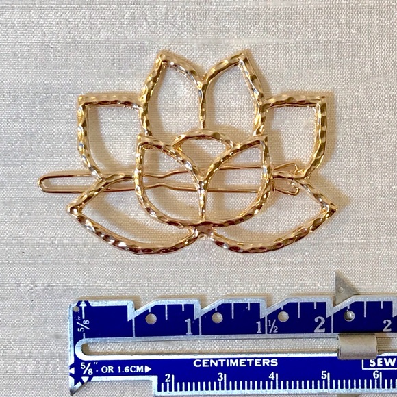 ✨Golden Lotus Hair Clip✨ - Picture 6 of 8